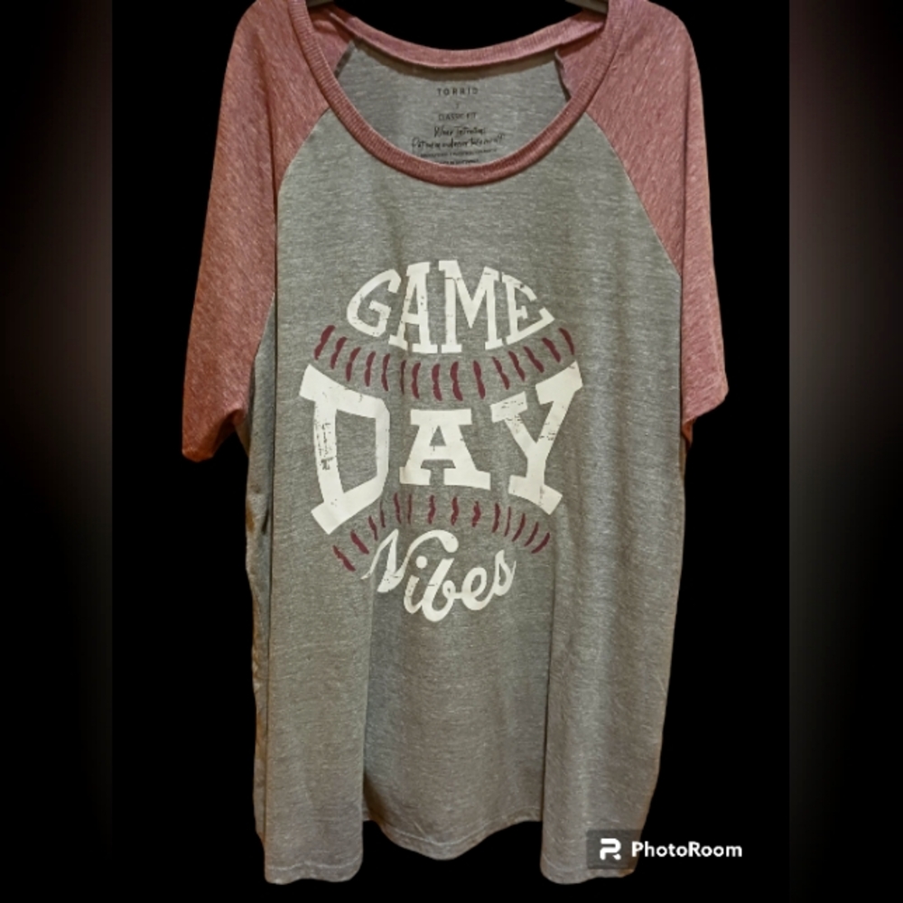 Torrid  "GameDayVibes" EUC 3X Tee